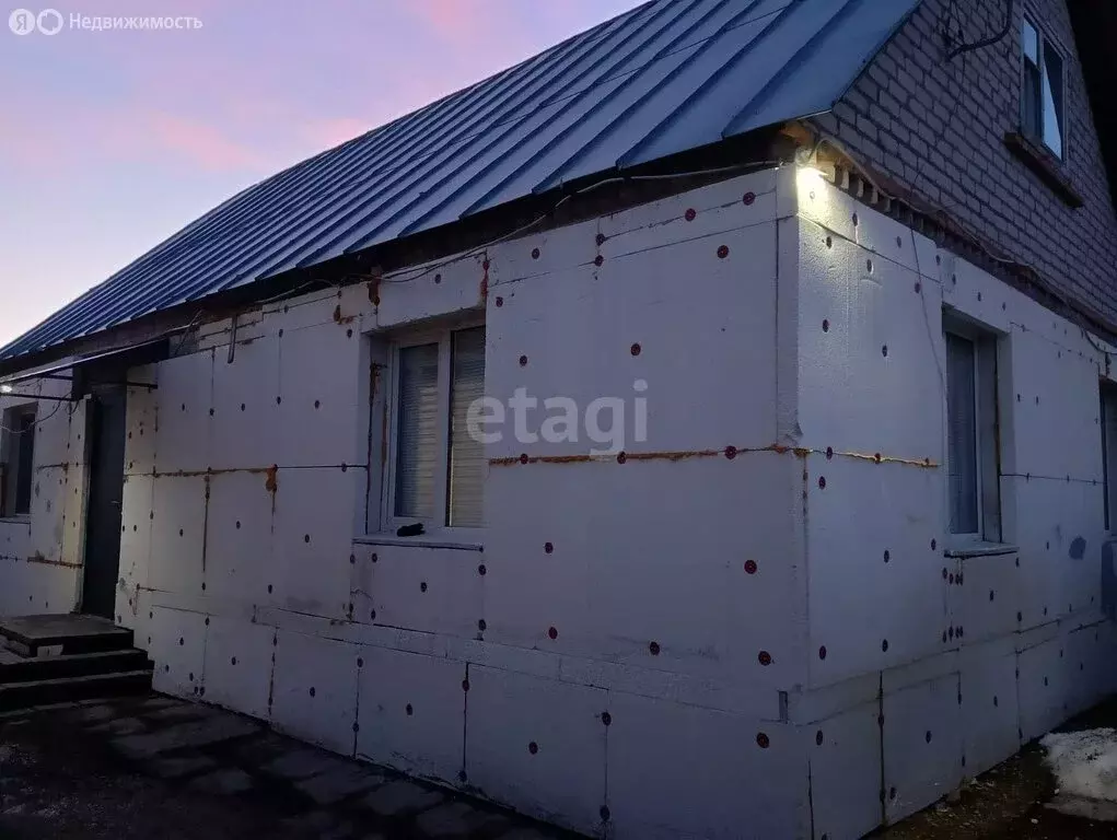 Дом в село Квасниковка, Колхозная улица (80 м) - Фото 1