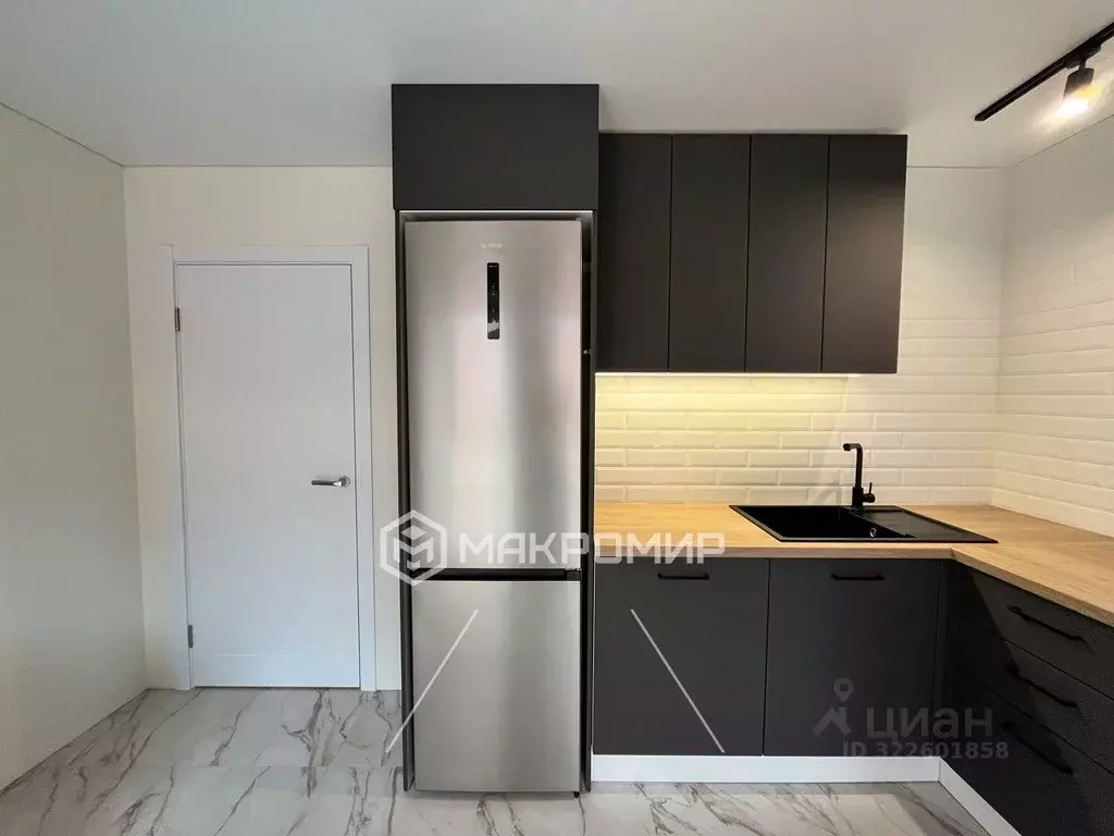 1-к кв. Татарстан, Казань ул. Зур Урам, 1Кк5 (35.0 м) - Фото 1