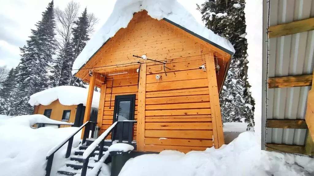 Дом в посёлок городского типа Шерегеш, улица Вадима Иванова, 23/1 (38 ... - Фото 1