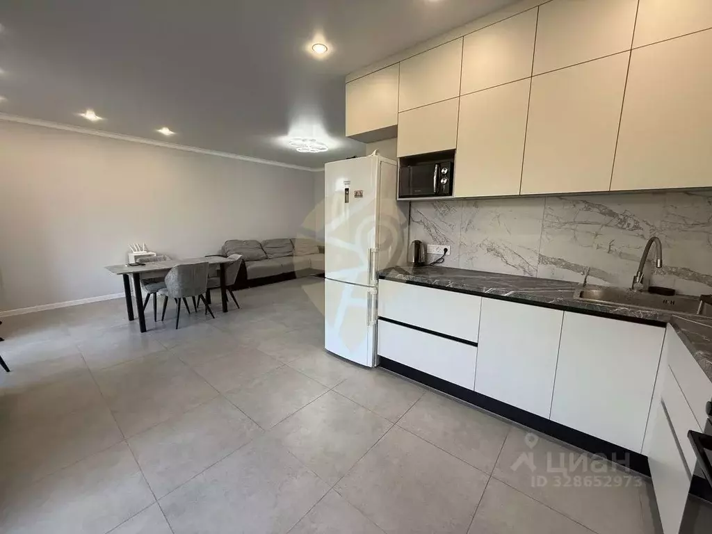 Дом в Белгородская область, Старооскольский городской округ, с. ... - Фото 2