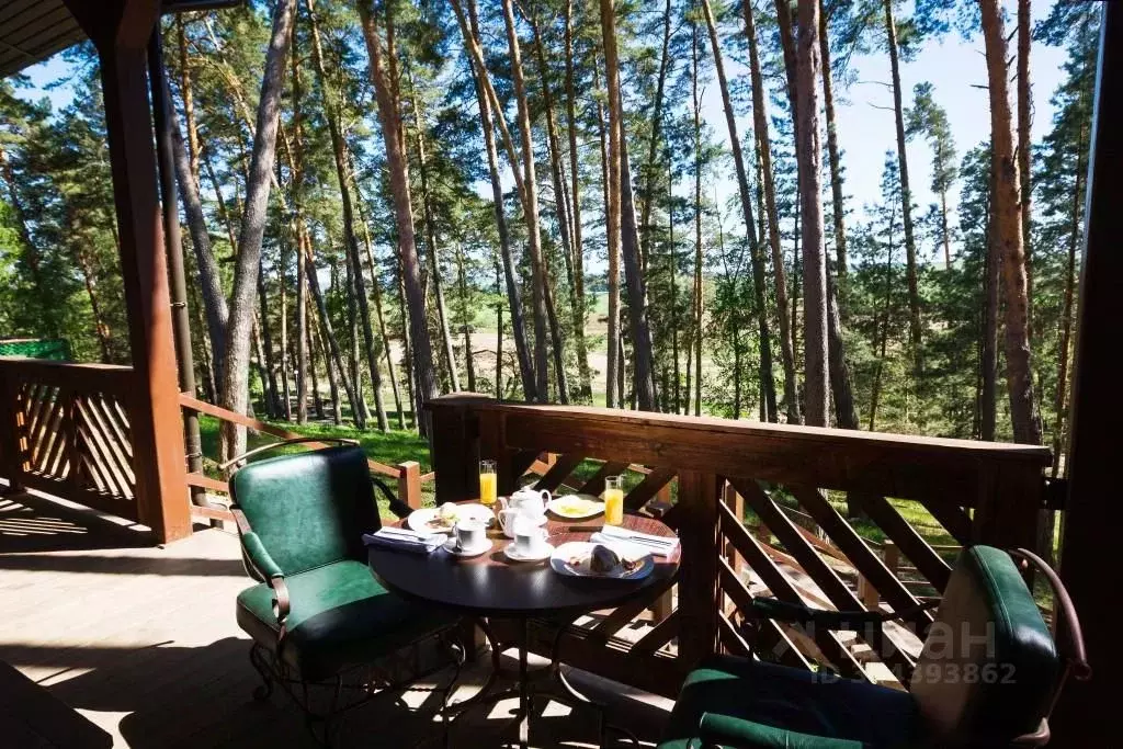 Комната Калужская область, Жуковский район, Высокиничи с/пос, д. ... - Фото 2