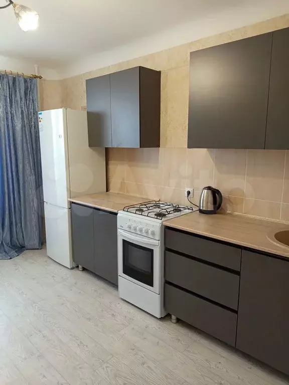 1-к. квартира, 36 м, 6/10 эт. - Фото 0