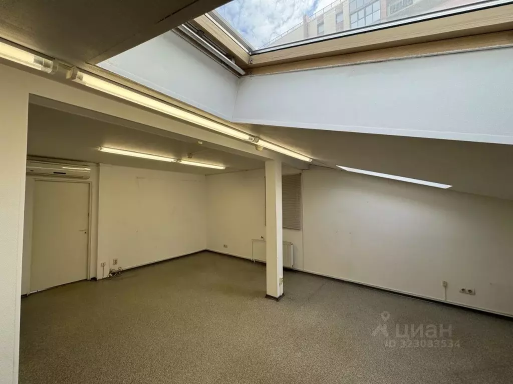 Помещение свободного назначения в Санкт-Петербург Пулковское ш., 30к4 ... - Фото 1