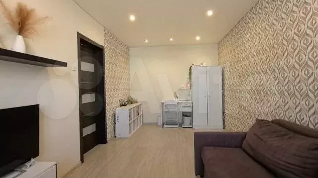 1-к. квартира, 43 м, 7/10 эт. - Фото 1