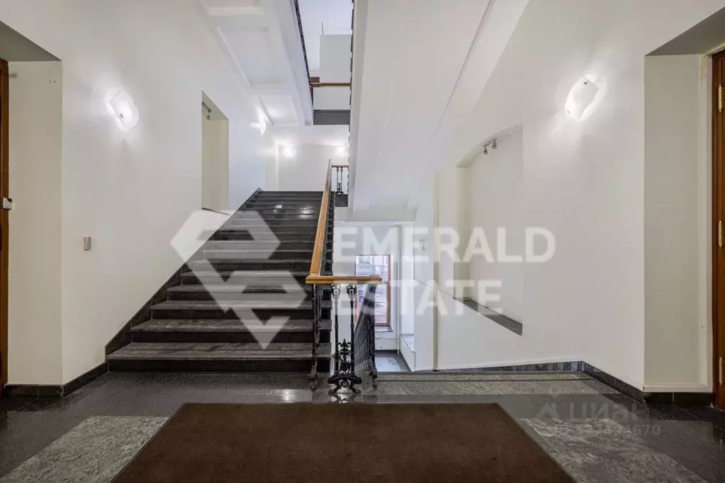 Офис в Москва ул. Кузнецкий Мост, 4/3С1 (377 м) - Фото 2