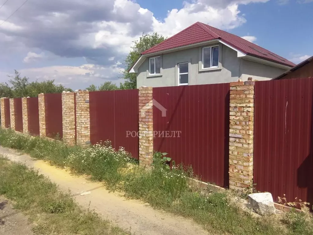 Дом в Саратовская область, Саратов проезд 7-й Большой Яровой (176 м) - Фото 0