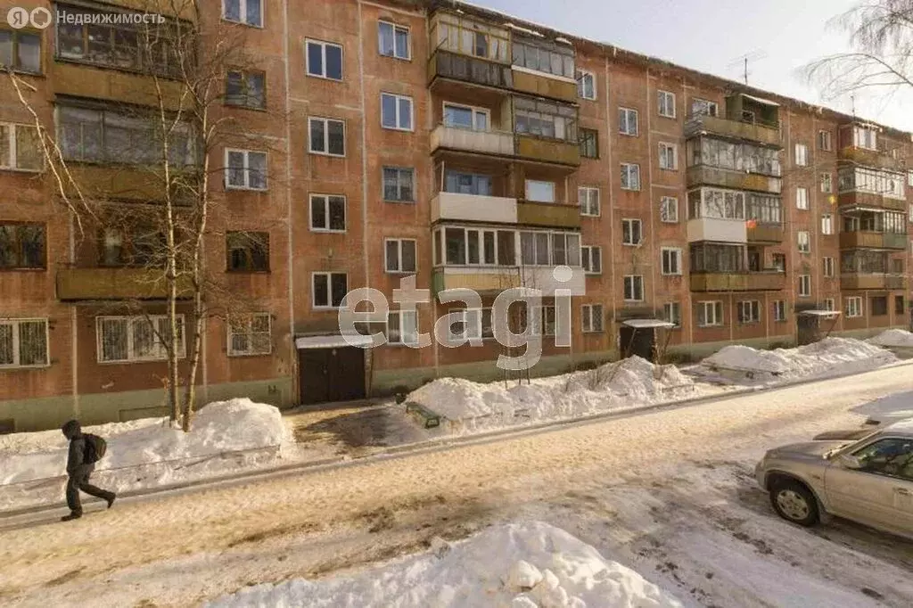 3-комнатная квартира: Новосибирск, улица Петухова, 98 (61.6 м) - Фото 1