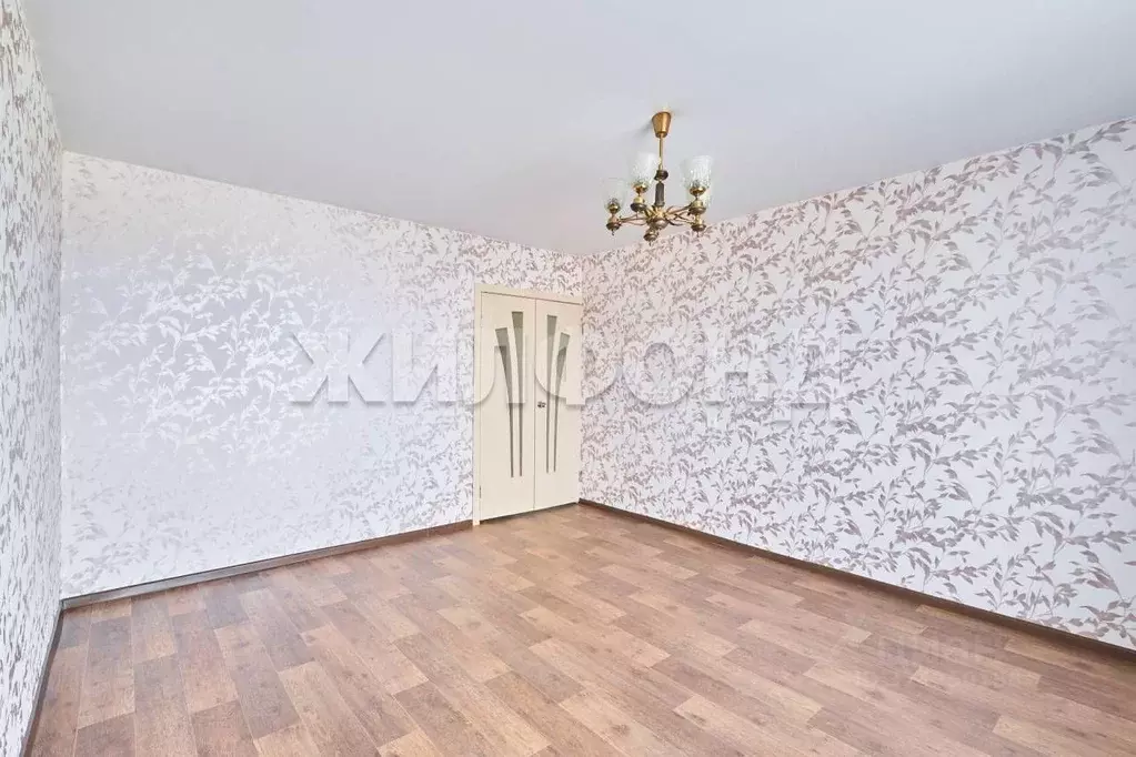 3-к кв. Томская область, Томск Сибирская ул., 102/2 (65.5 м) - Фото 0