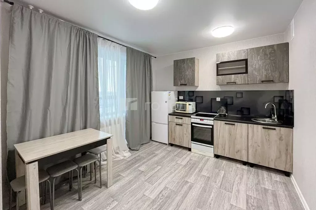 1-к кв. Новосибирская область, Новосибирск Спортивная ул., 43 (28.6 м) - Фото 1