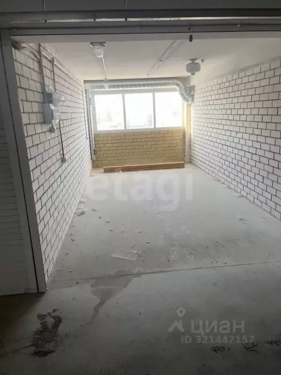 Гараж в Тюменская область, Тюмень ул. 50 лет ВЛКСМ, 16 (18 м) - Фото 1