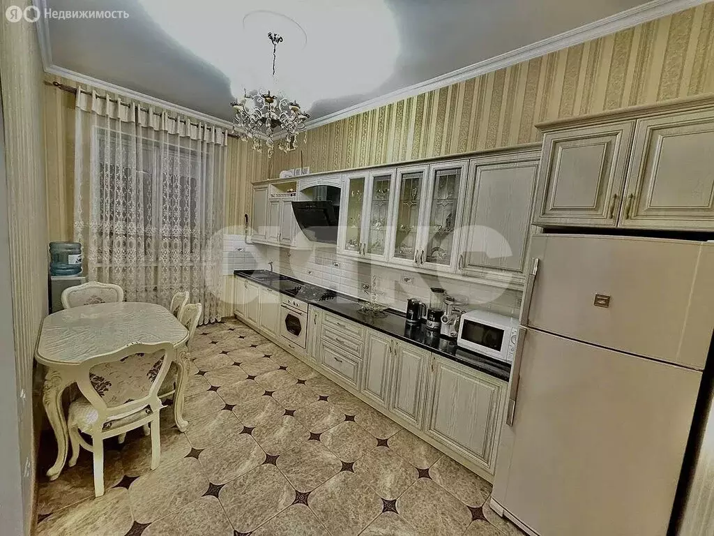 Дом в Ростов-на-Дону, микрорайон Мясникован, Новополоцкая улица (200 ... - Фото 0