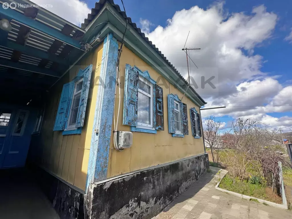 Дом в станица Курджипская, Школьная улица, 54 (67.9 м) - Фото 1