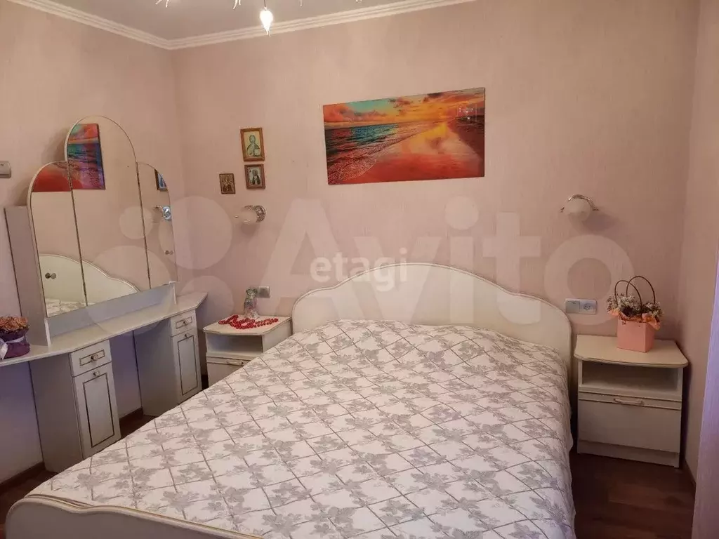 3-к. квартира, 60м, 9/9эт. - Фото 0