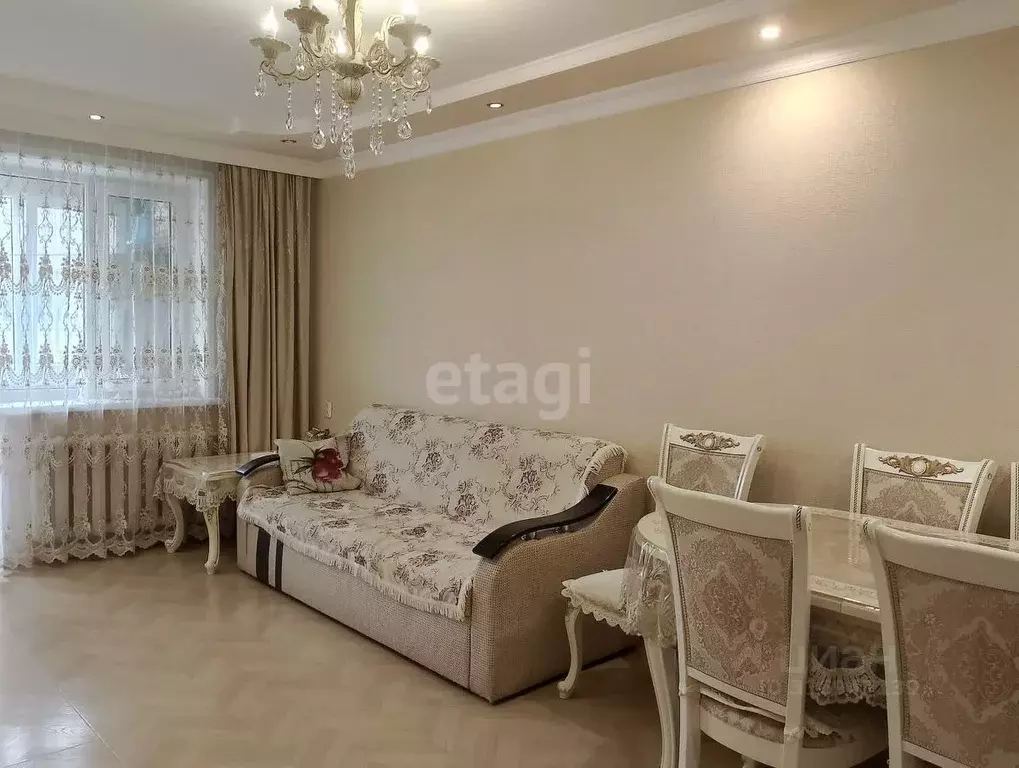 2-к кв. Карачаево-Черкесия, Черкесск Октябрьская ул., 13 (41.8 м) - Фото 0