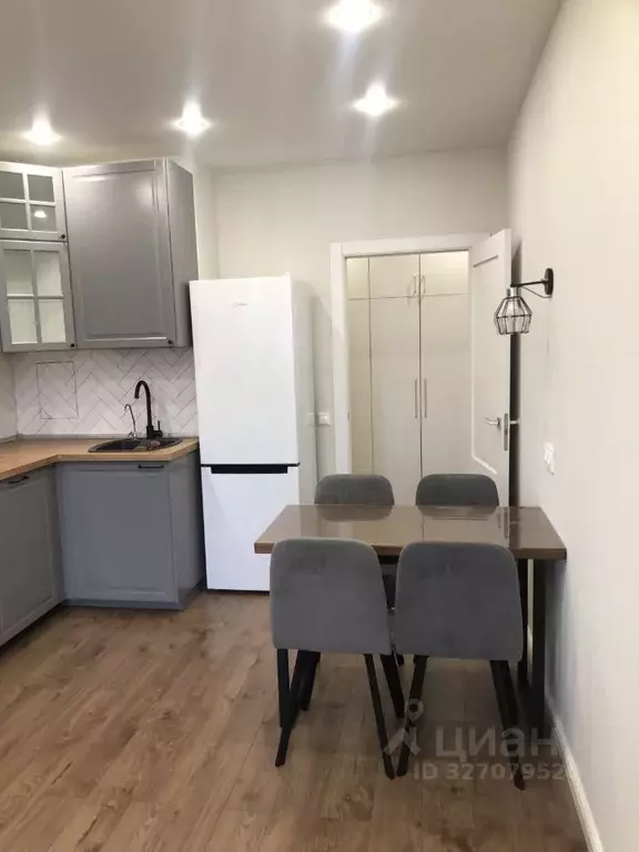 3-к кв. Московская область, Химки Подрезково мкр, Центральная ул., 8 ... - Фото 2