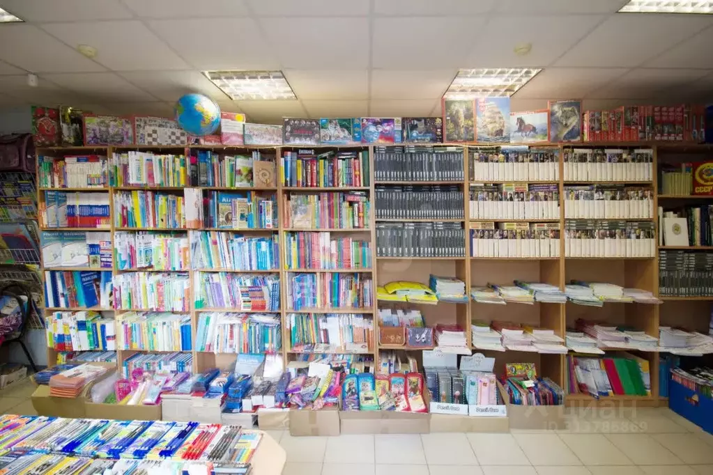 Торговая площадь в Калужская область, Калуга ул. Дзержинского, 6 (42 ... - Фото 1