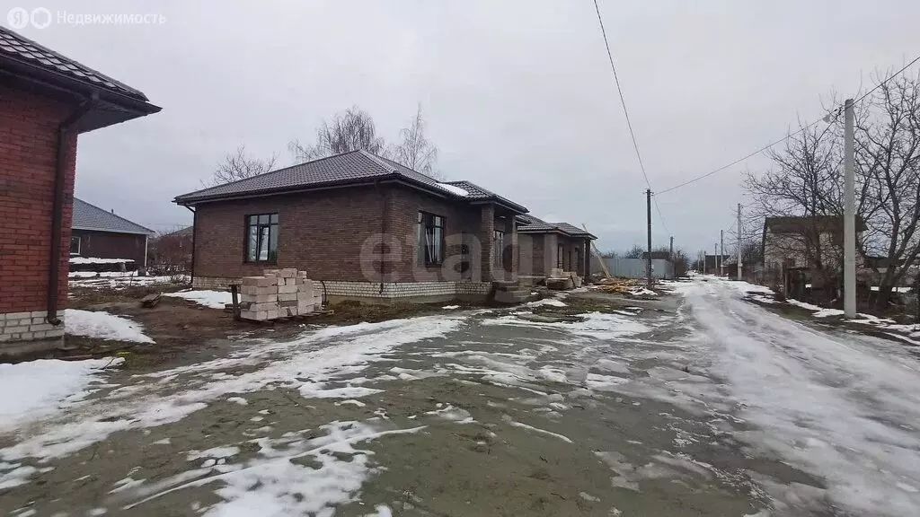 Дом в село Толмачево, СДТ Связист (120 м) - Фото 0