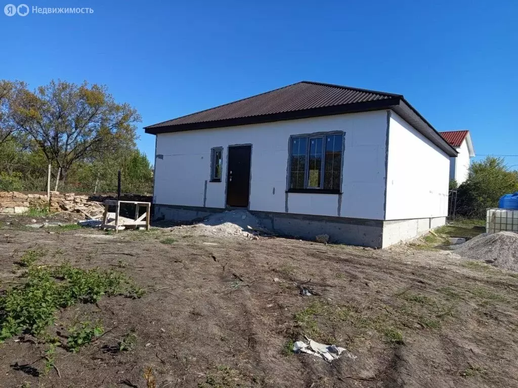 Дом в Симферопольский район, село Урожайное (100 м) - Фото 1