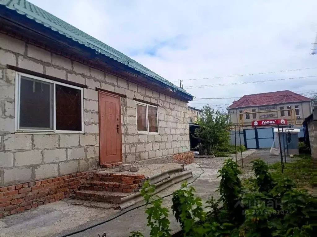 Дом в Белгородская область, Поселок Чернянка городское поселение, ... - Фото 1