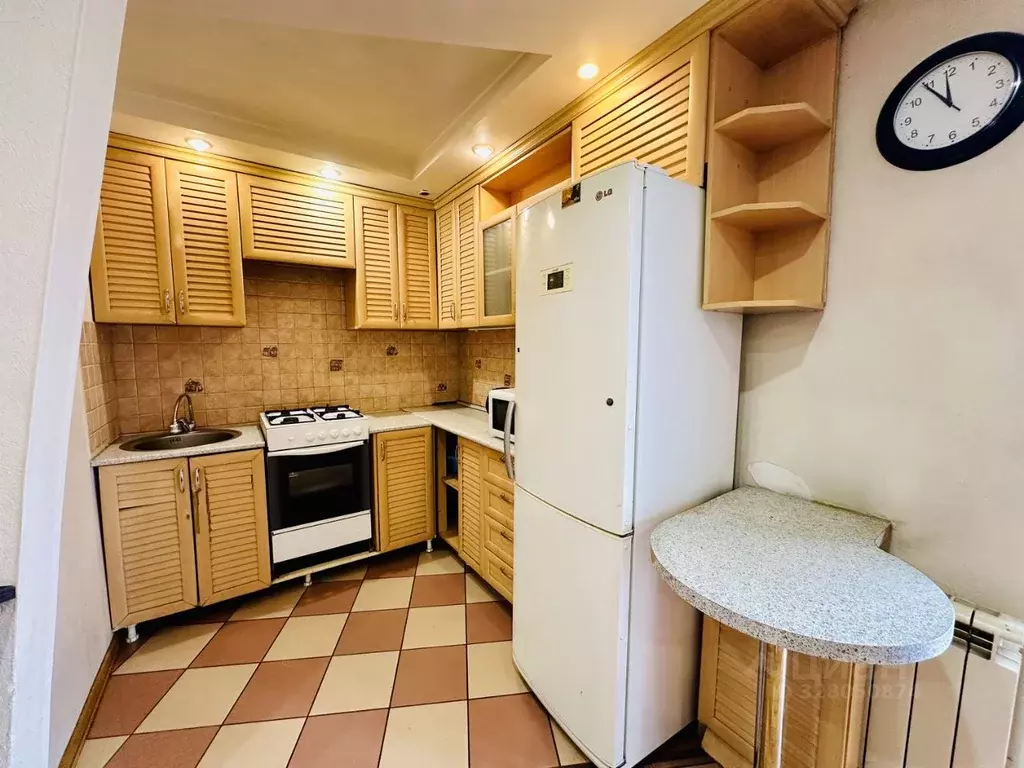 2-к кв. Челябинская область, Челябинск ул. Кирова, 4 (43.0 м) - Фото 2