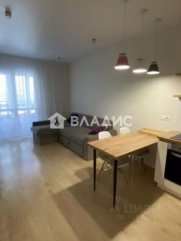 2-к кв. Ленинградская область, Гатчина бул. Авиаторов, 5/18 (59.4 м) - Фото 0