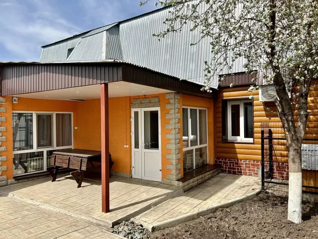 Дом в Оренбургская область, Оренбург Павловская ул., 39 (257 м) - Фото 0