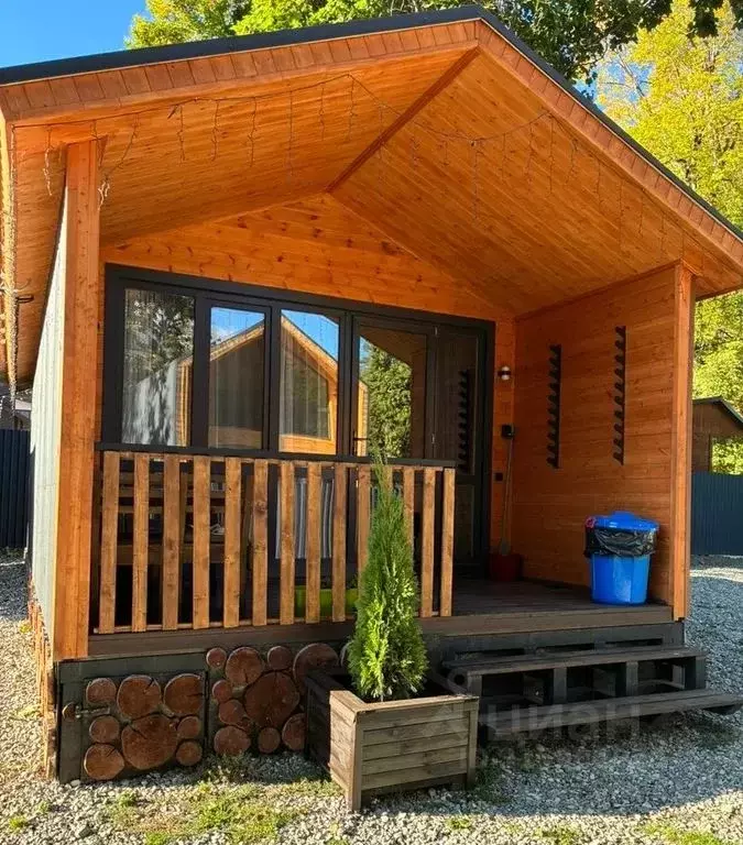 Дом в Карачаево-Черкесия, Зеленчукский район, с. Архыз ул. Курджиева, ... - Фото 1