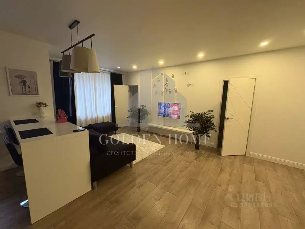 2-к кв. Санкт-Петербург Кременчугская ул., 19к3 (66.7 м) - Фото 2