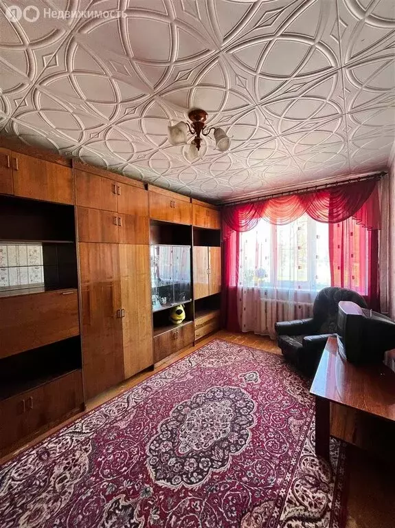 3-комнатная квартира: Ивангород, посёлок Парусинка, улица Пасторова, 3 ... - Фото 1