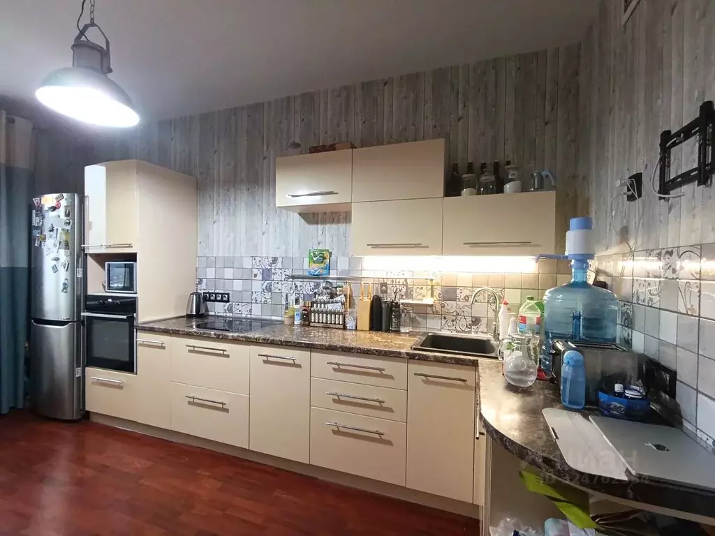 2-к кв. Пермский край, Пермь Уинская ул., 33 (61.7 м) - Фото 1