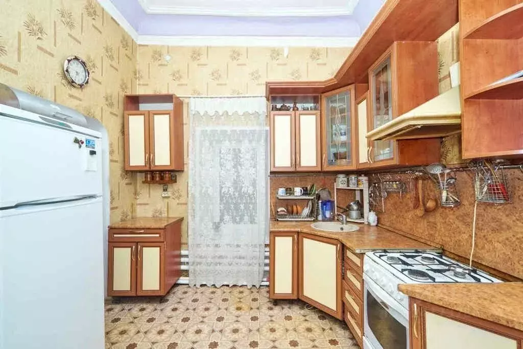 3-к кв. Ярославская область, Ростов ул. Малая Заровская, 7 (87.1 м) - Фото 1