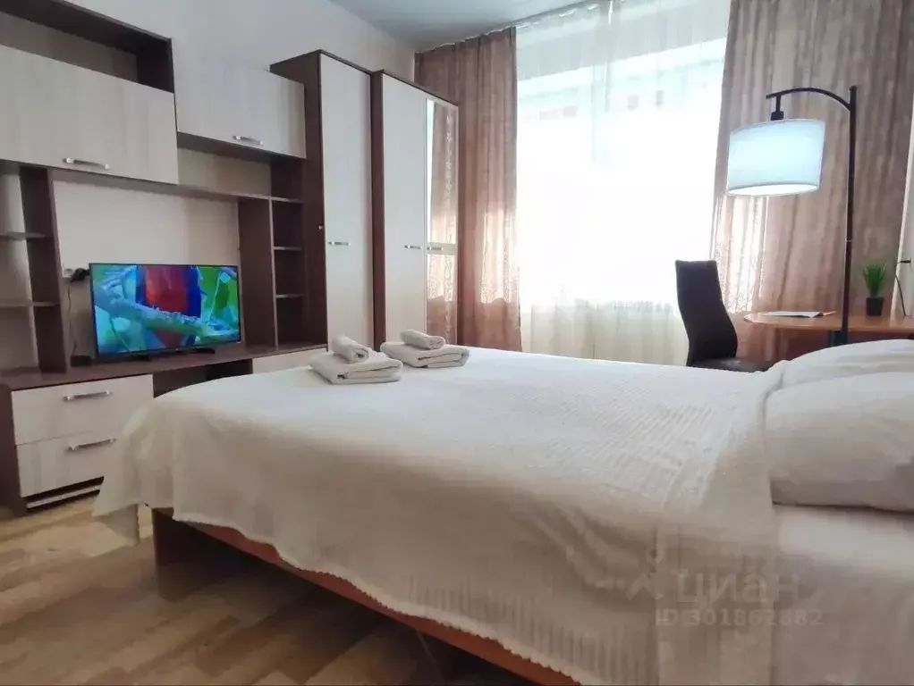 1-к кв. Татарстан, Набережные Челны Цветочный бул., 10 (36.0 м) - Фото 1