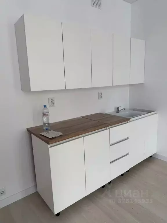 Студия Свердловская область, Екатеринбург ул. Академика Ландау, 35 ... - Фото 1