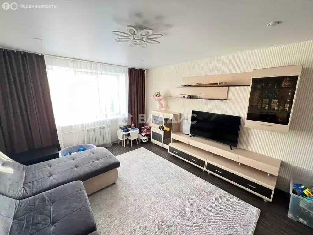 2-комнатная квартира: Барнаул, Сиреневая улица, 28 (55.8 м) - Фото 1