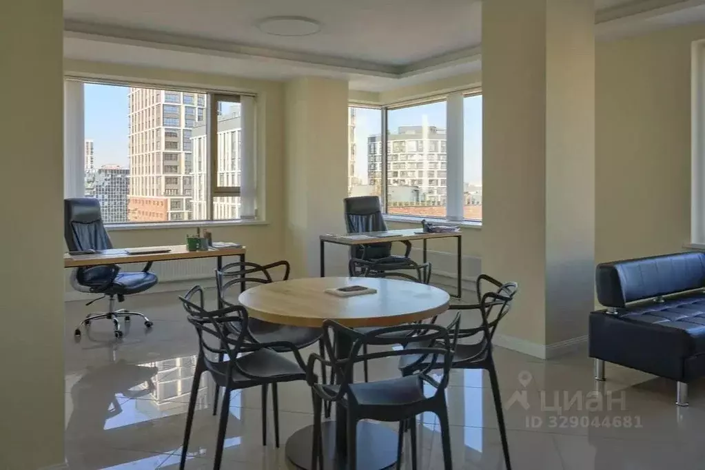 Офис в Свердловская область, Екатеринбург ул. Радищева, 41/2 (110 м) - Фото 1
