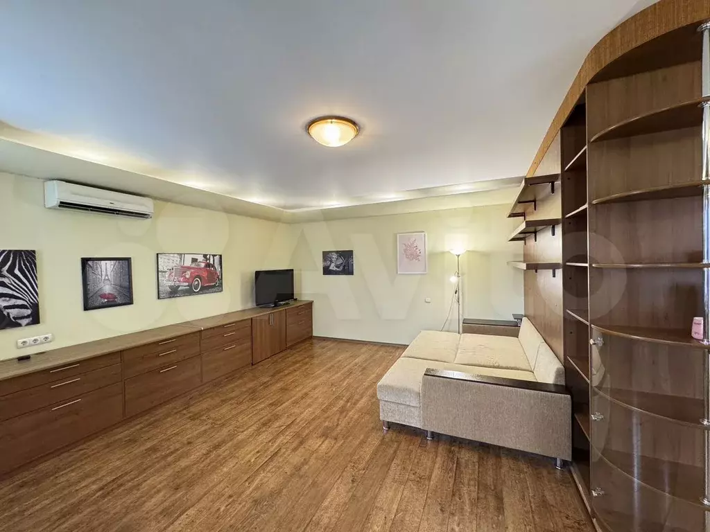 1-к. квартира, 50 м, 6/10 эт. - Фото 1