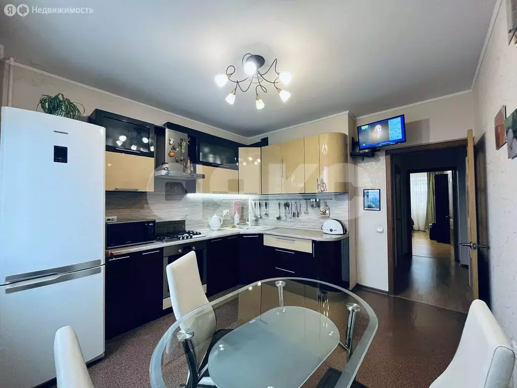 2-комнатная квартира: Батайск, Коммунистическая улица, 195Б (66.2 м) - Фото 1