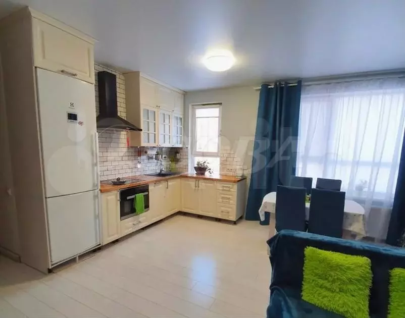 3-к. квартира, 80 м, 2/2 эт. - Фото 1