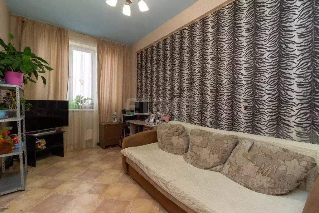 2-к кв. Красноярский край, Красноярск ул. 40 лет Победы, 2 (49.6 м) - Фото 2