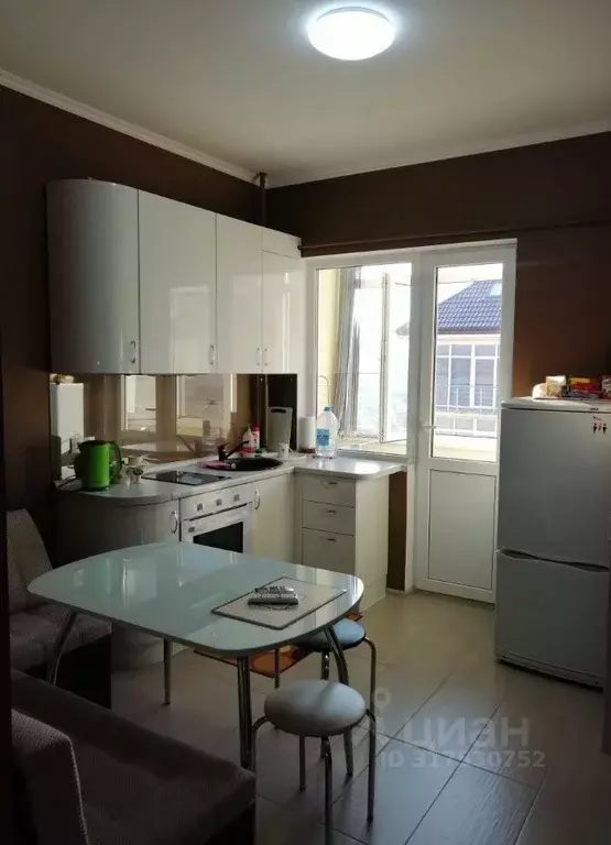 1-к кв. Краснодарский край, Геленджик ул. Южная, 35/1 (42.0 м) - Фото 0
