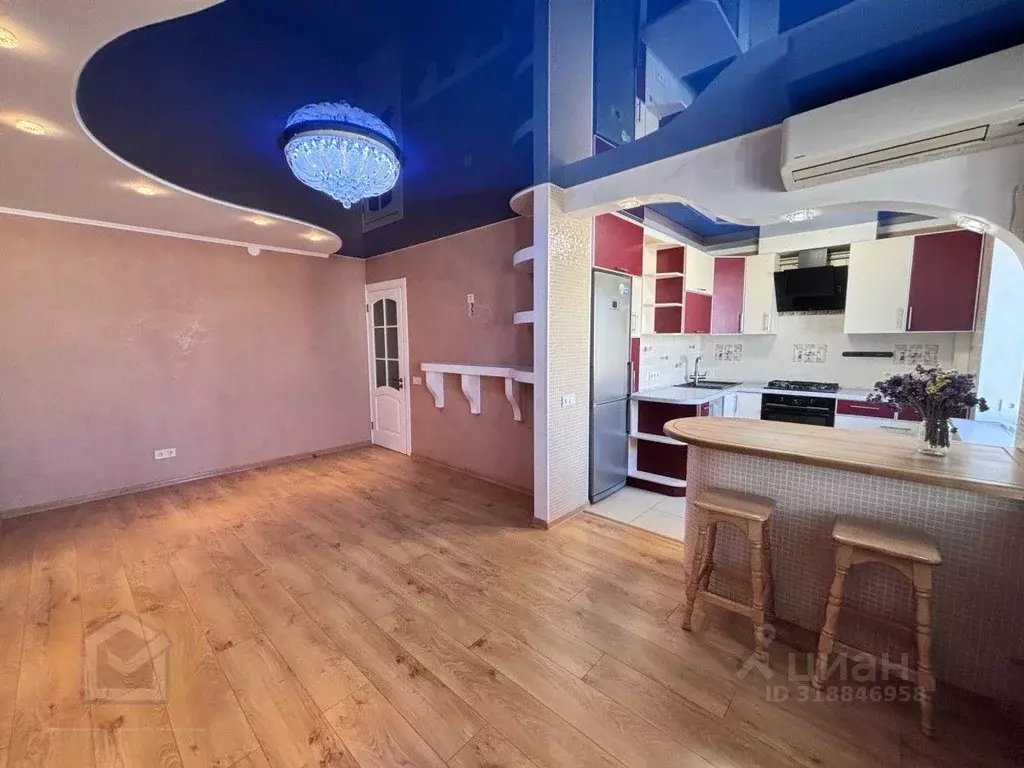 3-к кв. Крым, Евпатория ул. Некрасова, 92 (62.0 м) - Фото 0