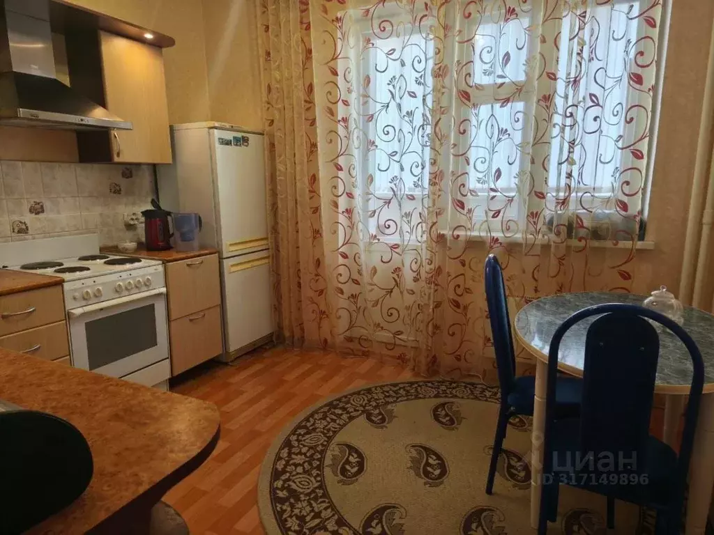 2-к кв. Белгородская область, Старый Оскол Степной мкр, 8 (64.0 м) - Фото 1