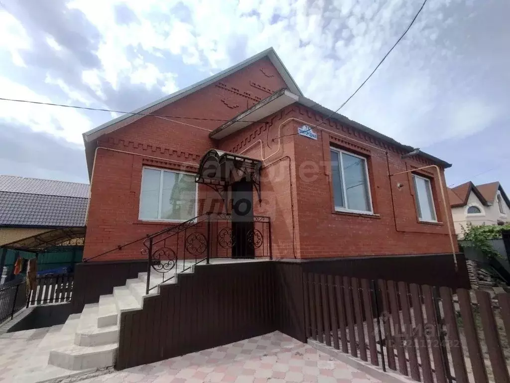 Дом в Оренбургская область, Соль-Илецк Пригородная ул., 76 (332 м) - Фото 0