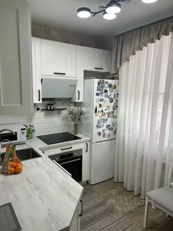 3-к кв. Белгородская область, Белгород ул. Попова, 37 (63.1 м) - Фото 1