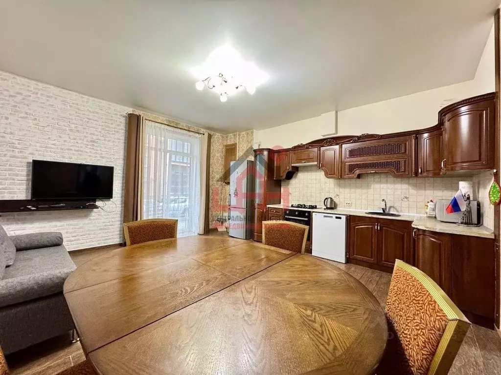 2-к кв. Ставропольский край, Ессентуки Малая Садовая ул., 20 (82.2 м) - Фото 0