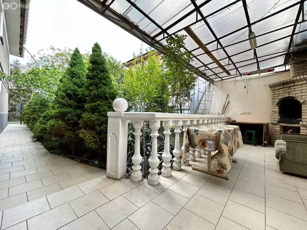 4-комнатная квартира: Симферополь, улица Генерала Захарова, 9А (150 м) - Фото 1