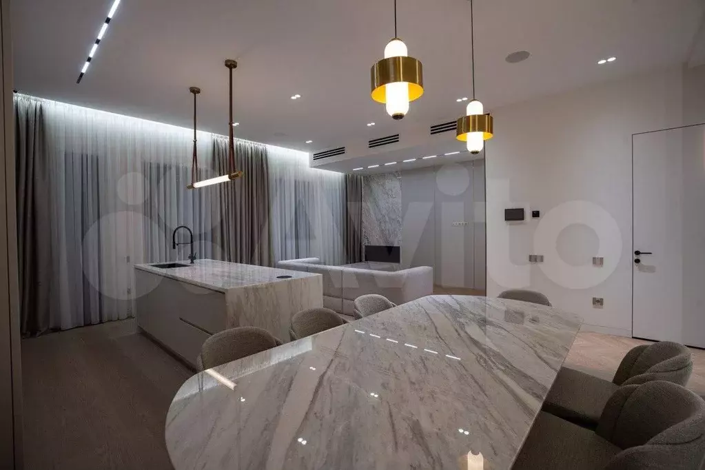 4-к. квартира, 130 м, 3/6 эт. - Фото 1