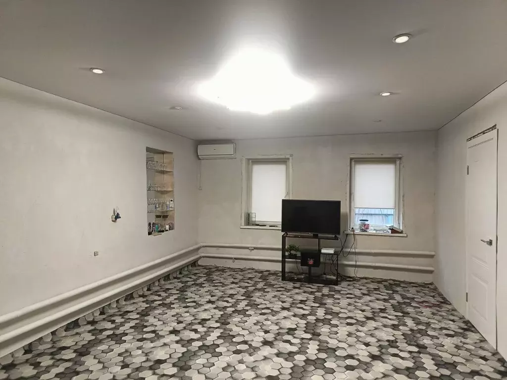 Дом в Оренбургская область, Оренбург Заречный мкр, ул. Пермская (92 м) - Фото 2