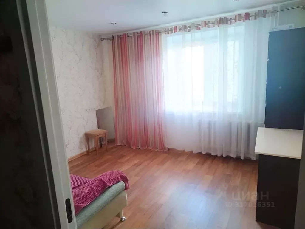 1-к кв. Удмуртия, Ижевск ул. Степана Разина, 54 (32.0 м) - Фото 1