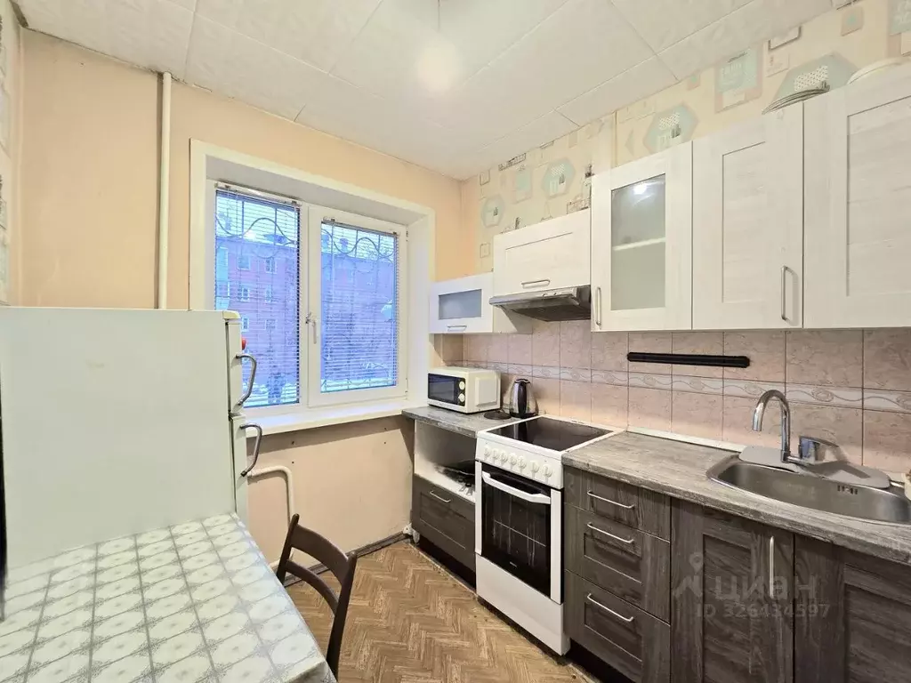 2-к кв. Иркутская область, Иркутск ул. Помяловского, 15а (50.0 м) - Фото 0